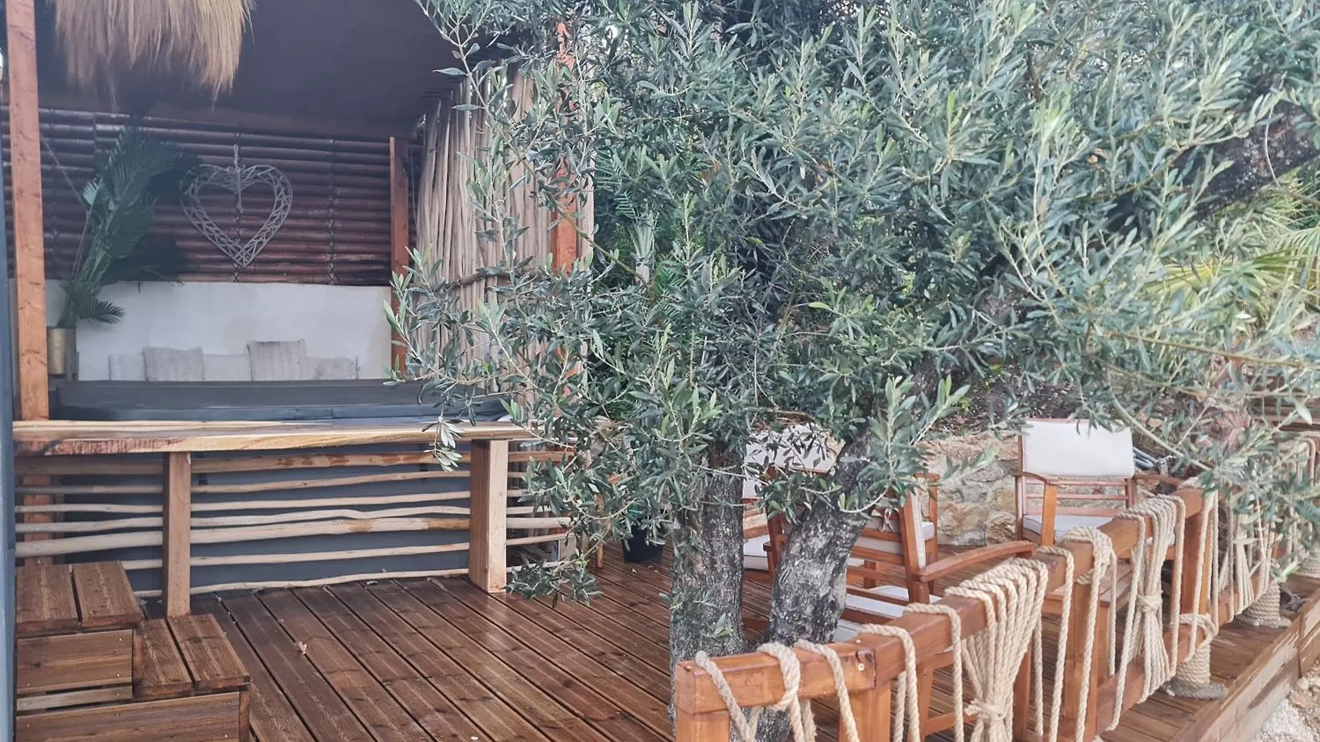 Holiday home Bali House Villa Peypin